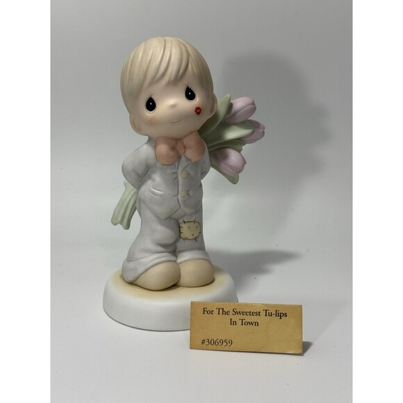 Enesco Precious Moments Figurine - For The Sweetest Tu-Lips In Town 1997 No Box - Picture 1 of 5
